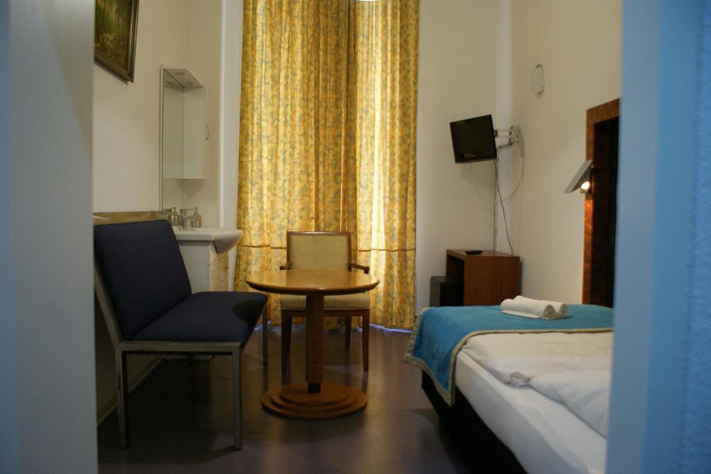 Hotel Garni Aaberna 베를린 객실 사진
