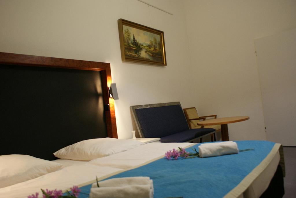 Hotel Garni Aaberna 베를린 객실 사진